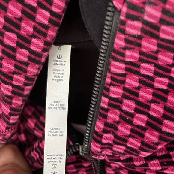 jacket - Picture 3 of 3